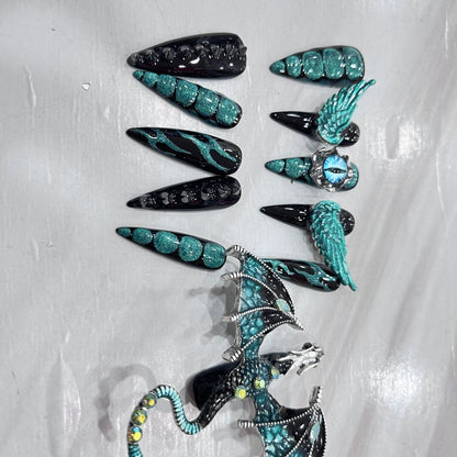 Gothic Dragon | Green | Hand-Painted | Detachable | Press-On Nails