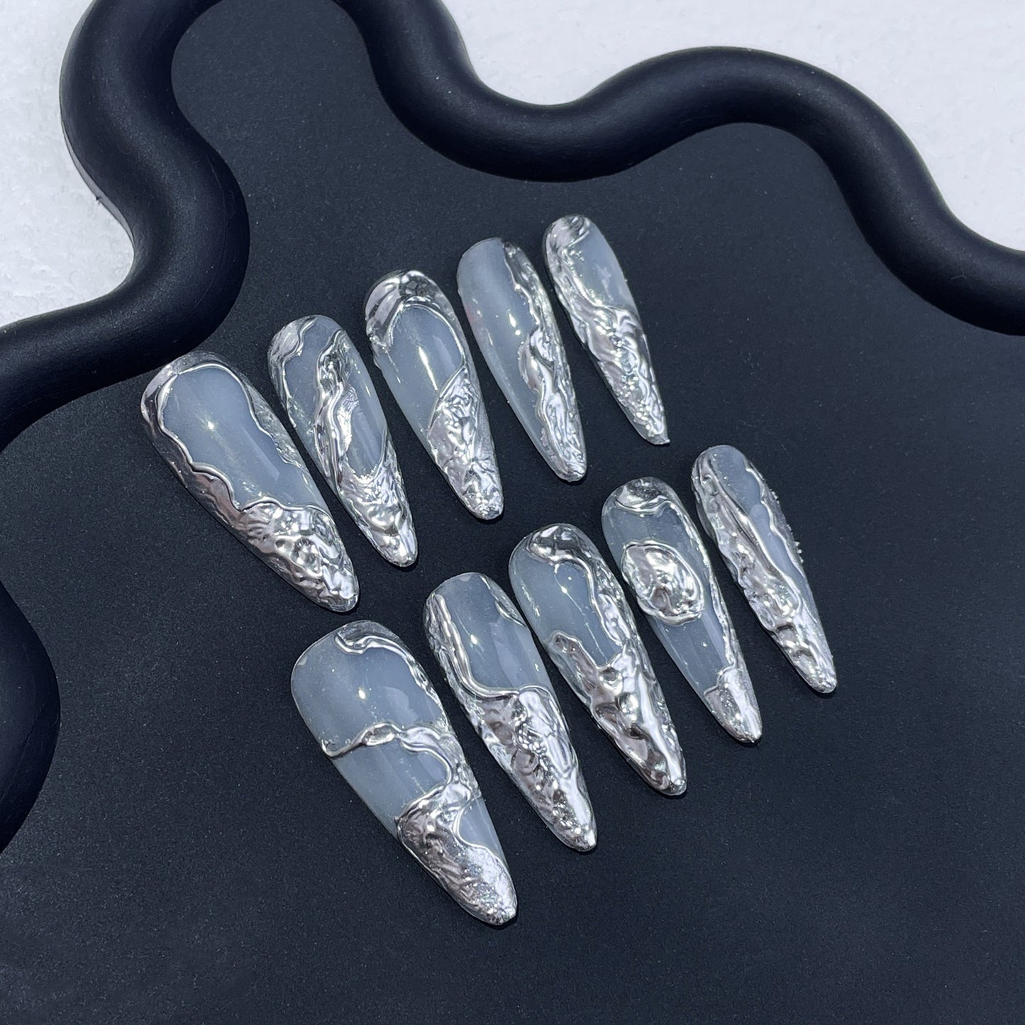 Metallic Ripple | Silver | Press On Nails