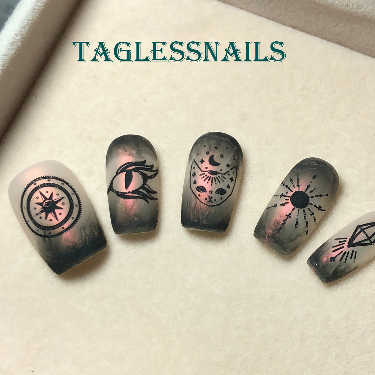 Evil Eye - Handmade Custom Detachable Press-On Nails TAGLESSNAILS