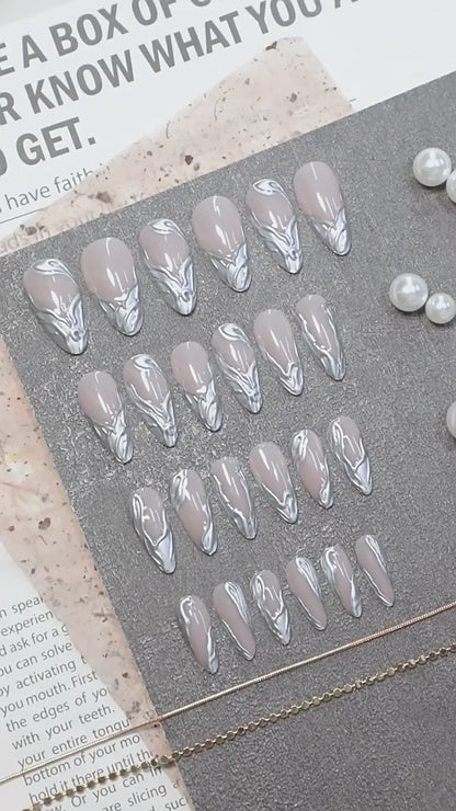 SIMPLE FRENCH | SILVER | ALMOND | 24NAILS