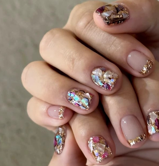 Vintage Shell | Multi-color | Press-On Nails
